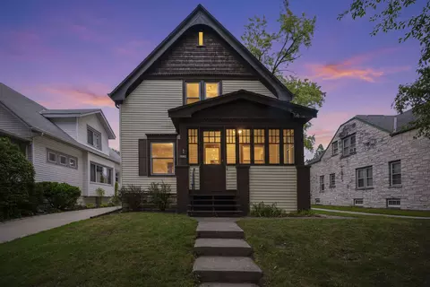 2134 S 84th, West Allis, WI 53227