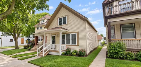 2563 S 8th, Milwaukee, WI 53215