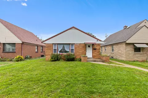 7118 W Medford, Milwaukee, WI 53218