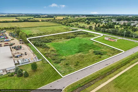 Lt 1 American, Lake Mills, WI 53551