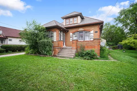 8734 W Fond Du Lac #8738, Milwaukee, WI 53225