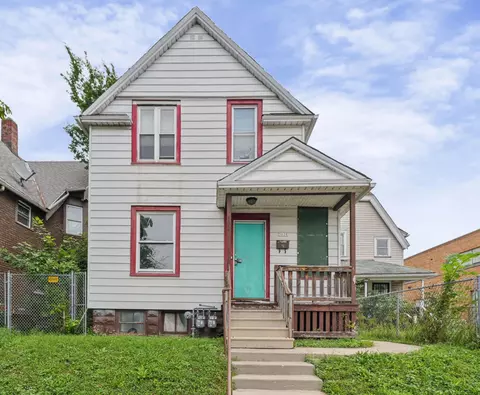 3028 N Holton #3028A, Milwaukee, WI 53212