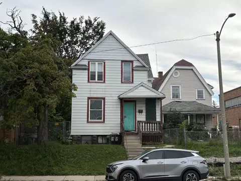 3028 N Holton #3028A, Milwaukee, WI 53212
