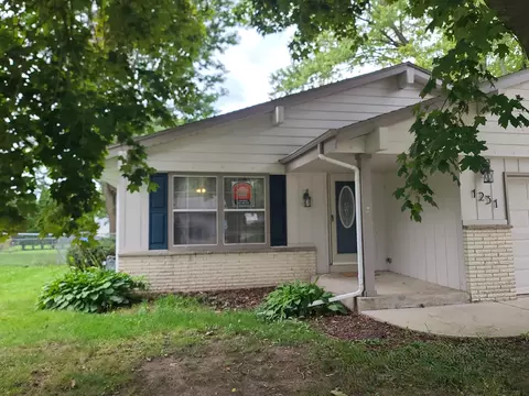 1231 School, Waukesha, WI 53189