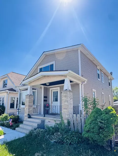 2802 S Chicago, South Milwaukee, WI 53172