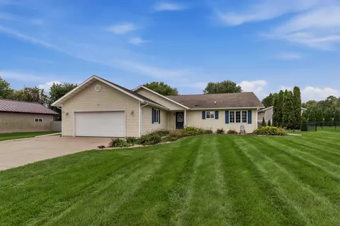 n4445 Hickory Road, Hustisford, WI 53034