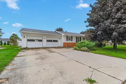 465 Neevel, Waupun, WI 53963