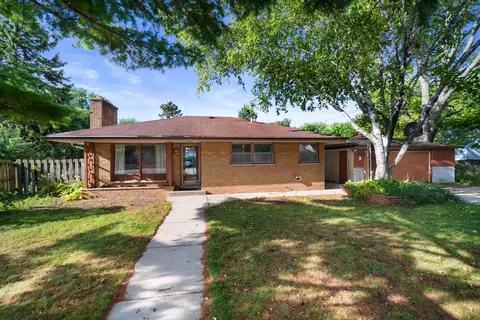 949 W Plainfield, Milwaukee, WI 53221