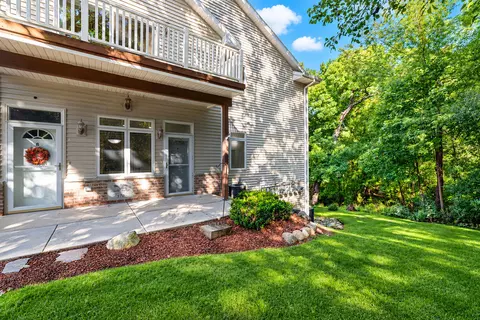370 E Veterans #4, Mukwonago, WI 53149