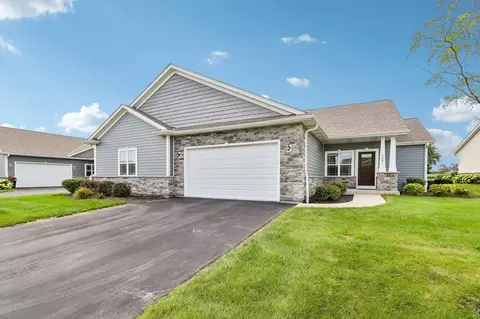 6661 105th #31, Pleasant Prairie, WI 53158