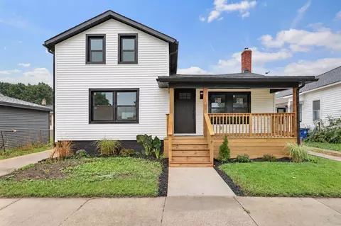 1236 Grand, Racine, WI 53403