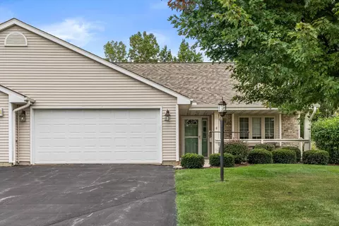 941 W York, Oak Creek, WI 53154
