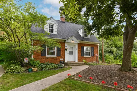 4042 N 111th, Wauwatosa, WI 53222