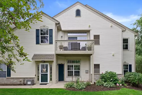 996 Bedford #202, Mount Pleasant, WI 53406
