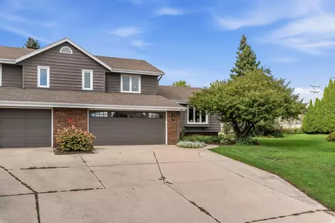 8597 N Meadowside, Brown Deer, WI 53223