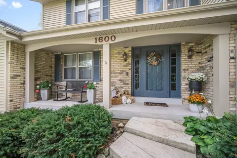 1600 Constitution, Brookfield, WI 53045