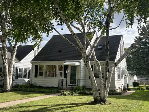 2762 N 82nd, Milwaukee, WI 53222