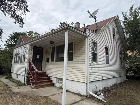 222 Harrison, Racine, WI 53404