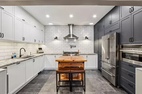 Kitchen - 724 E Pearson, Milwaukee, WI 53202 photo 1 of 4