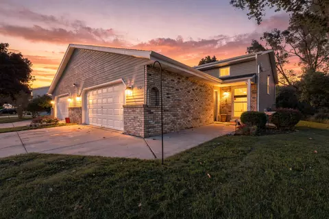 720 Timberline, Hartford, WI 53027