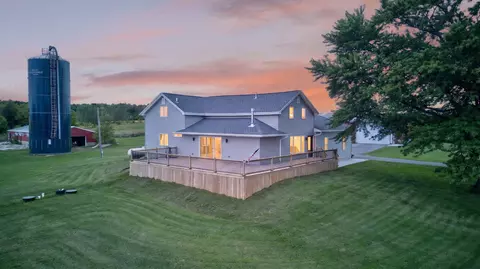 n9020 Highland Road, Herman, WI 53020