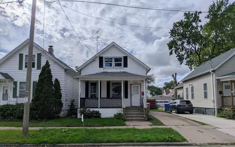 4050 6th, Kenosha, WI 53140