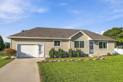 3022 Main, Sheboygan, WI 53083