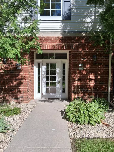 2030 Rainbow Lake Ln #316, West Bend, WI 53090