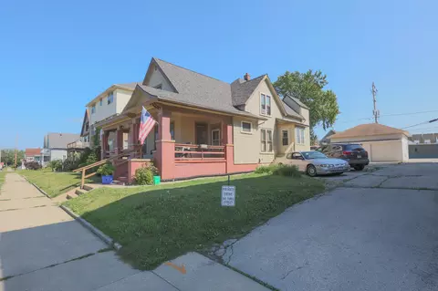 919 Minnesota, South Milwaukee, WI 53172