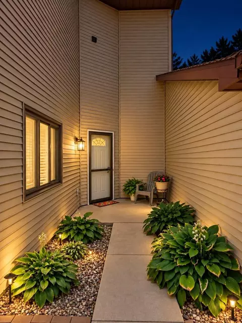 Exterior - 550 N Douglas, Ripon, WI 54971 photo 3 of 4