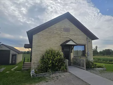 n5297 County Road Y, Farmington, WI 53038