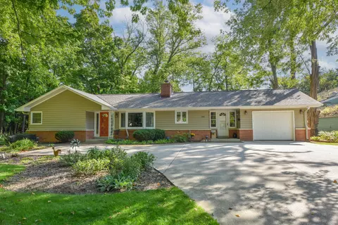 1742 12th, Grafton, WI 53024