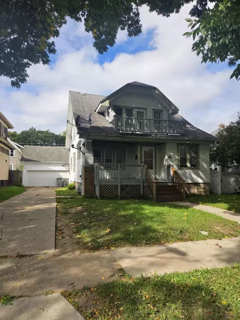 3417 N 39th, Milwaukee, WI 53216