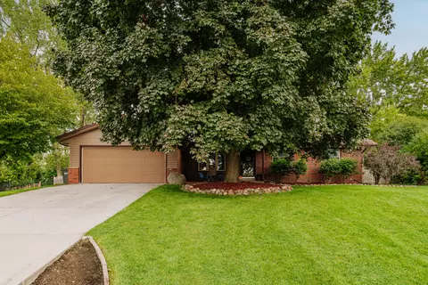 s77w17436 St Leonards, Muskego, WI 53150