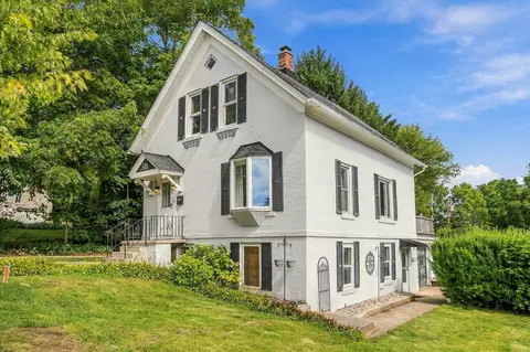 316 S Garfield, Port Washington, WI 53074