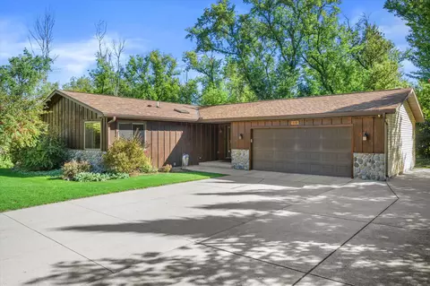 130 S Teri, Hartford, WI 53027