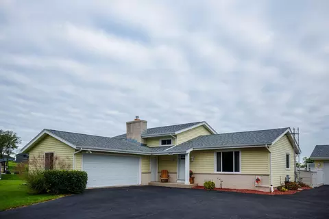 30126 Ketterhagen, Burlington, WI 53105