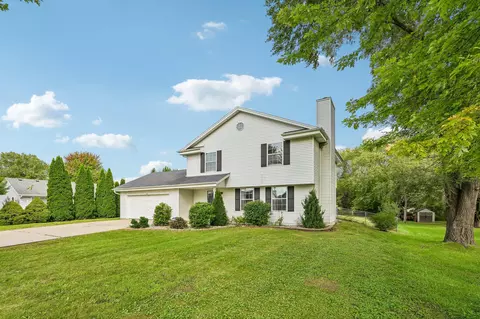 970 E Mackinac, Oak Creek, WI 53154