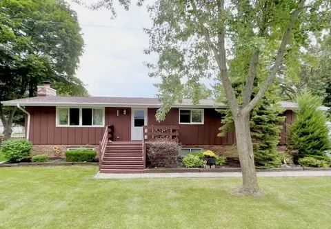 2904 Shady, Twin Lakes, WI 53181