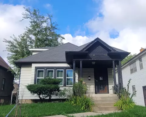 4343 N 17th, Milwaukee, WI 53209