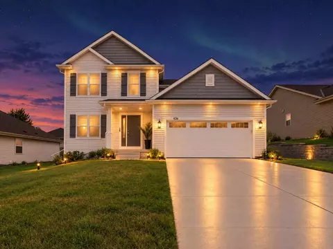 436 Yosemite, Hartford, WI 53027