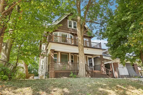 2027 N 47th #2029, Milwaukee, WI 53208