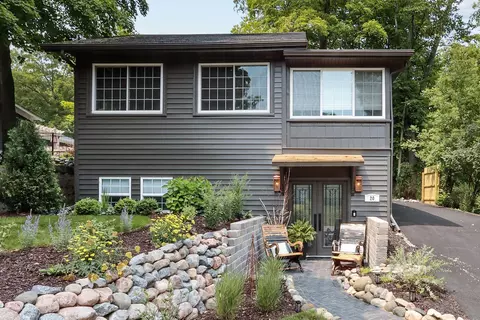 20 Collie, Williams Bay, WI 53191