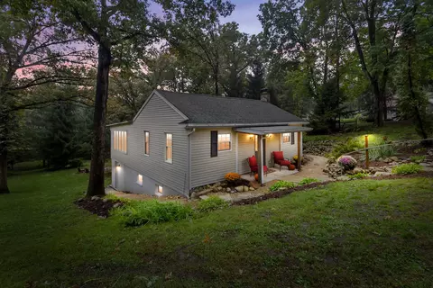 n6830 Tippecanoe Trail, Sugar Creek, WI 53121