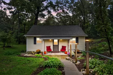 n6830 Tippecanoe Trail, Sugar Creek, WI 53121