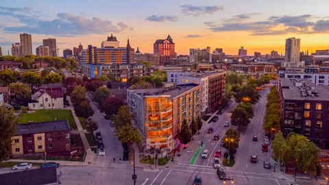1541 N Jefferson #410, Milwaukee, WI 53202