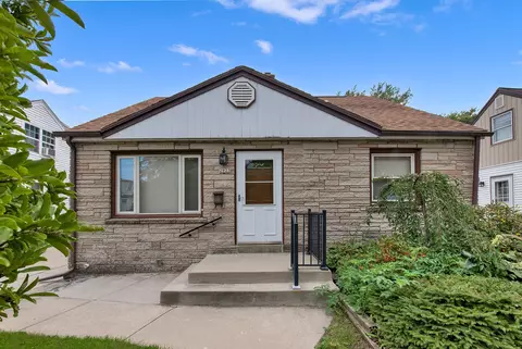 2923 E Cudahy, Saint Francis, WI 53235