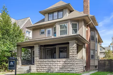 2912 N Maryland, Milwaukee, WI 53211