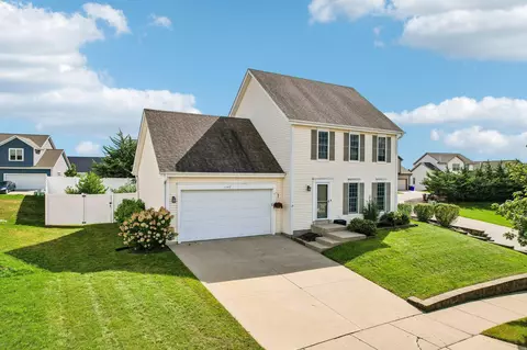 1147 Dresser, Waukesha, WI 53188