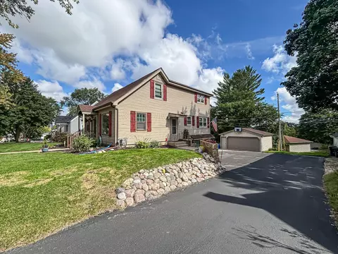 w164n8586 Hiawatha, Menomonee Falls, WI 53051
